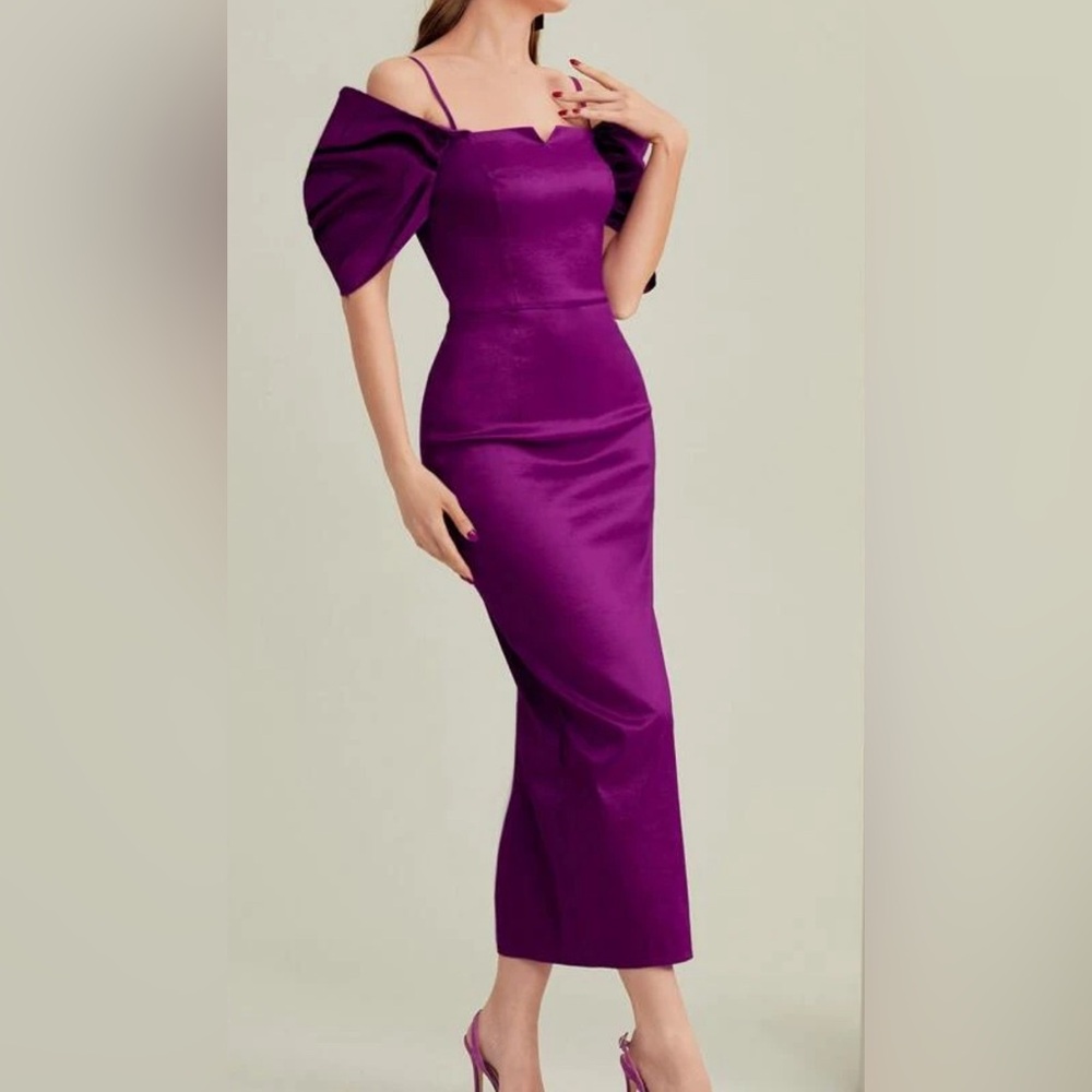 Beautiful dress!